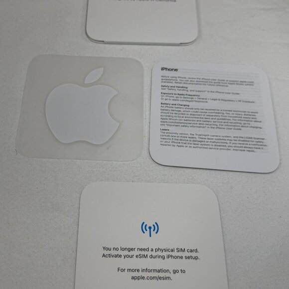 Empty Retail Box: Apple iPhone 14 Pro Max w/ USB-C to Lightning Cable Silver 1TB - Picture 9 of 9